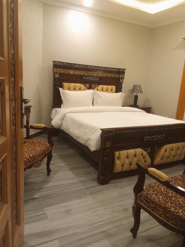 deluxe room including breakfast 14000 - Image 7